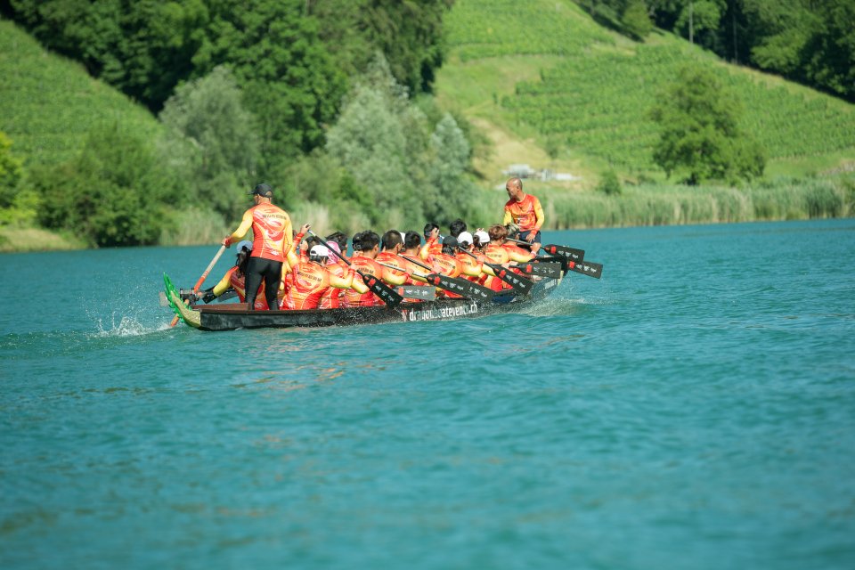 Registration for the dragon boat race Eglisau